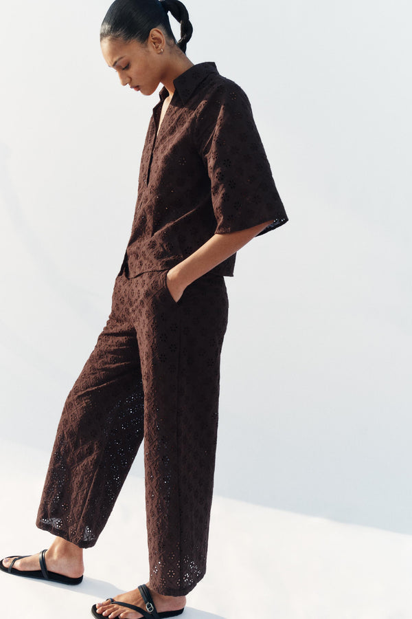 PANTALON JUPE-CULOTTE BRODERIES PERFORÉES