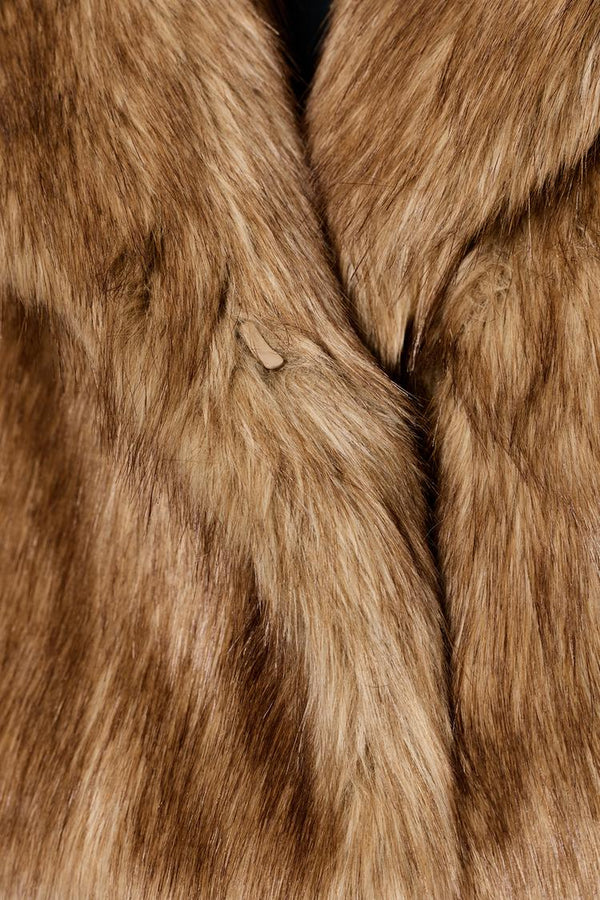 VESTE COURTE EFFET FAUSSE FOURRURE